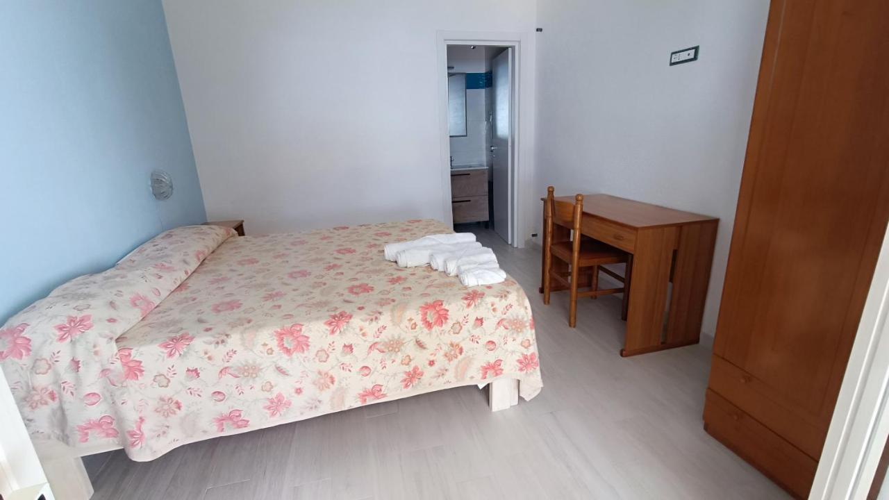 Appartement La Dea Del Mare à Forio di Ischia Extérieur photo
